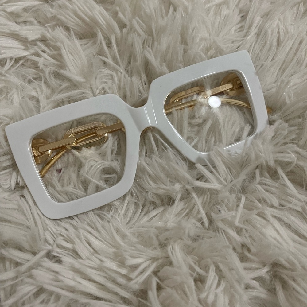 NWOB White Eyeglasses